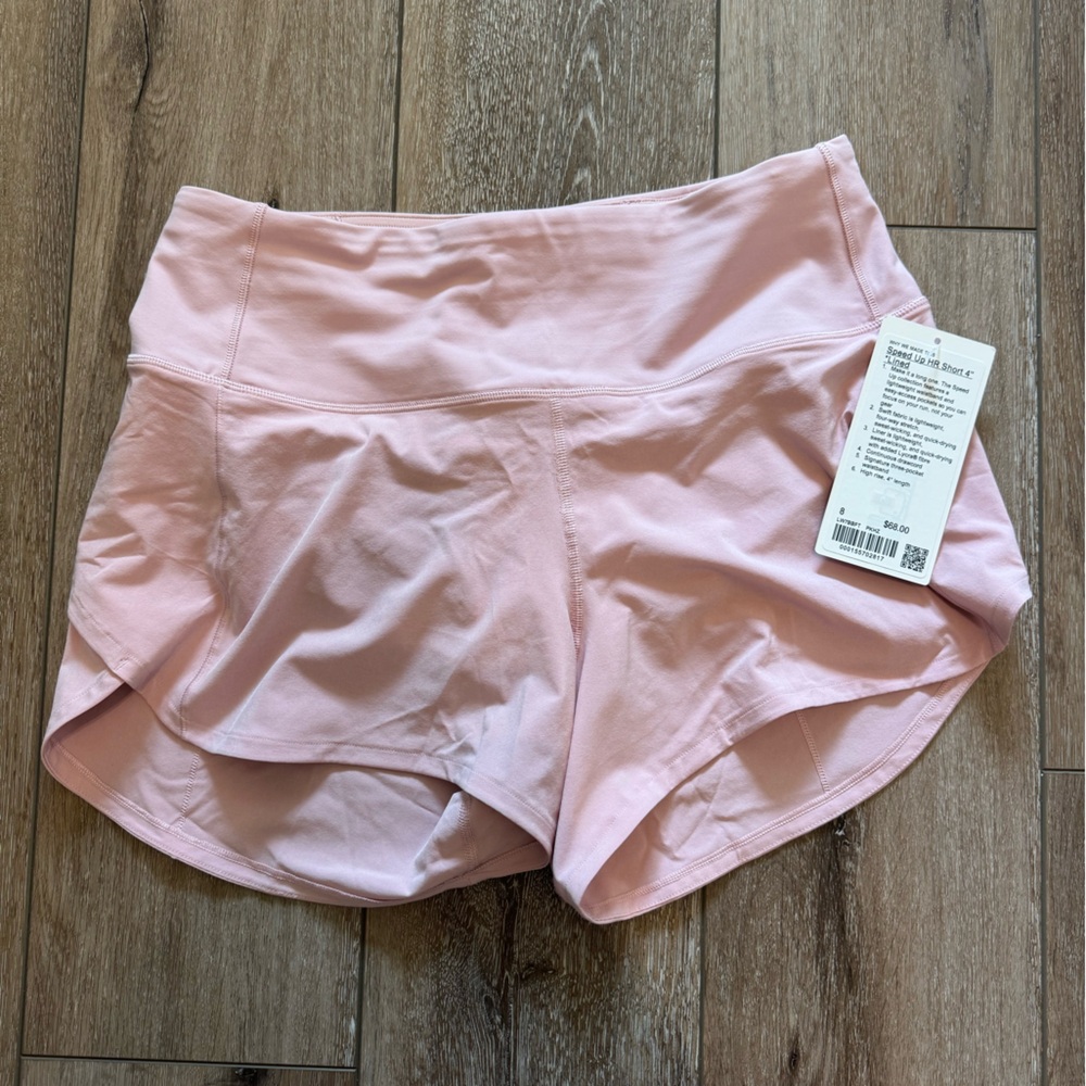 Lululemon Speed Up HR 4” shorts- pink size 8